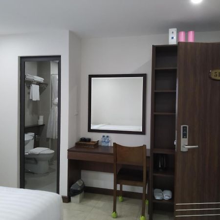 K Business 1 Hotel My Dinh 미딩 Hanoi Exteriör bild