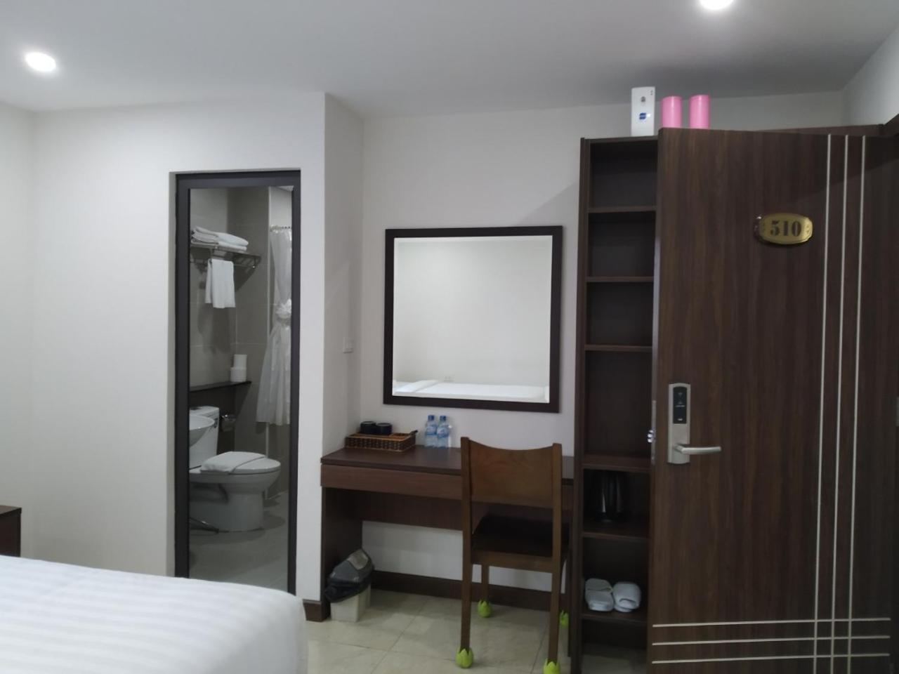 K Business 1 Hotel My Dinh 미딩 Hanoi Exteriör bild