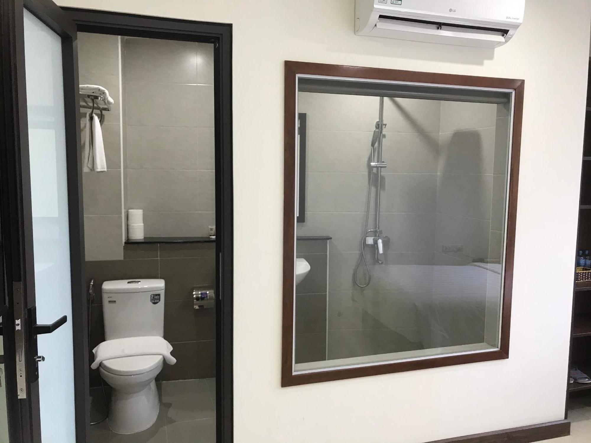 K Business 1 Hotel My Dinh 미딩 Hanoi Exteriör bild